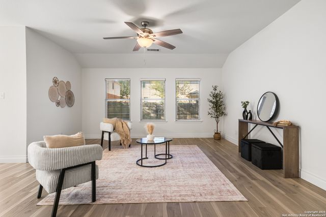 132 Hidden Cave, Cibolo, TX 78108