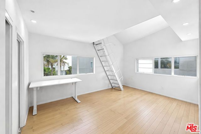 2100 Abbot Kinney Boulevard 7, Venice (los Angeles), CA 90291