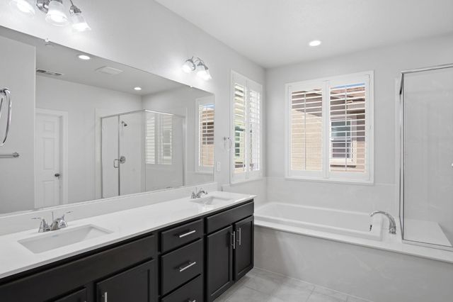 1487 Patriot St, Manteca, CA 95337