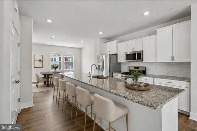 2380 SPRUCE KNOB TER, Frederick, MD 21702
