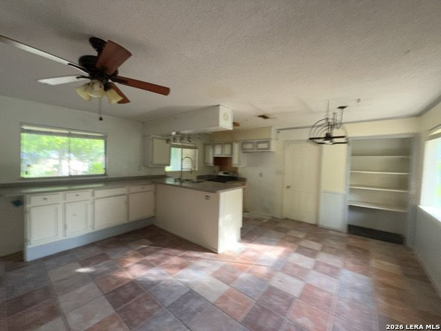 7011 WILDFERN ST, Leon Valley, TX 78238