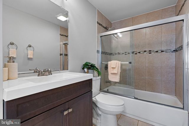 314 MARTIN DR, Historic New Castle, DE 19720