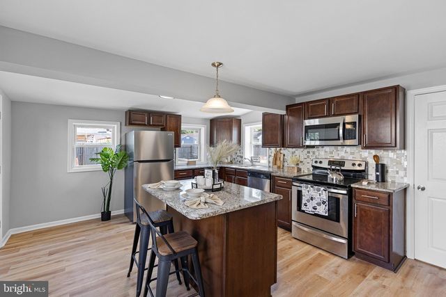 314 MARTIN DR, Historic New Castle, DE 19720