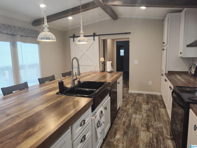 1245 KIMBERLY ROAD, Sylacauga, AL 35150