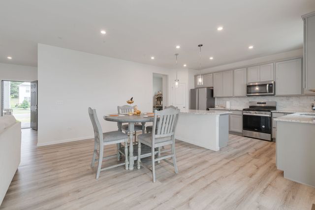 531 Alpine Drive, Algonquin, IL 60102