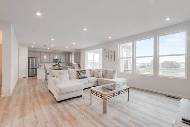 531 Alpine Drive, Algonquin, IL 60102