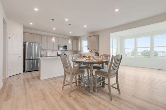 531 Alpine Drive, Algonquin, IL 60102