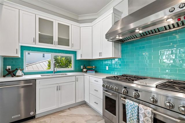 136 DEVON DRIVE, Clearwater Beach, FL 33767
