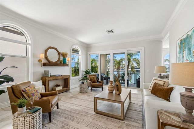 136 DEVON DRIVE, Clearwater Beach, FL 33767