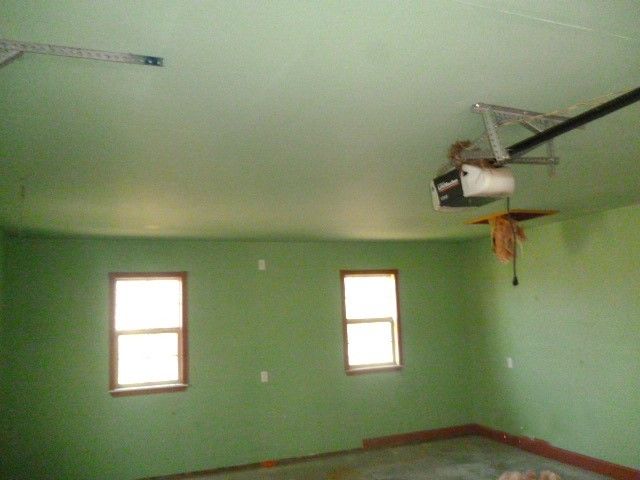 110 N Church St, Erin, TN 37061