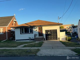 505 KNOFT Street, Linden, NJ 07036