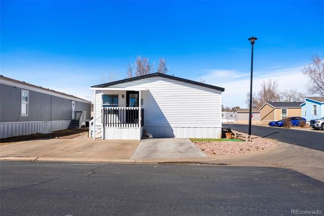 2885 E MID WAY Boulevard, Denver, CO 80234
