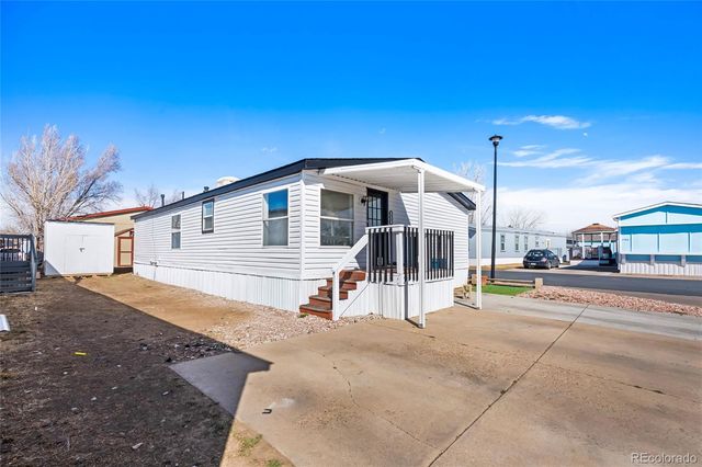 2885 E MID WAY Boulevard, Denver, CO 80234