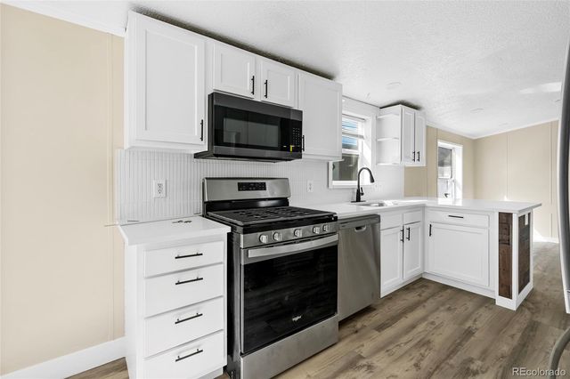 2885 E MID WAY Boulevard, Denver, CO 80234