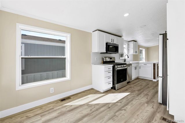 2885 E MID WAY Boulevard, Denver, CO 80234