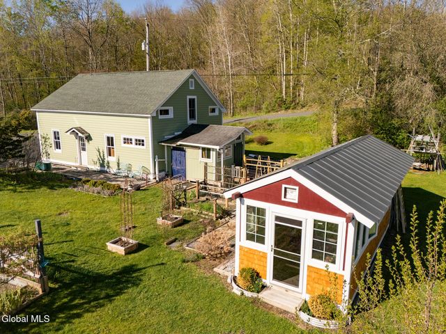 40 Crosier Road, Hebron, NY 12865