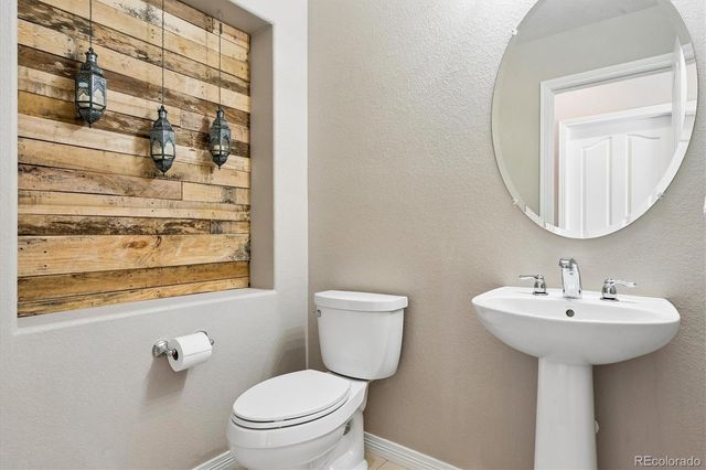6196 S Millbrook Way, Aurora, CO 80016