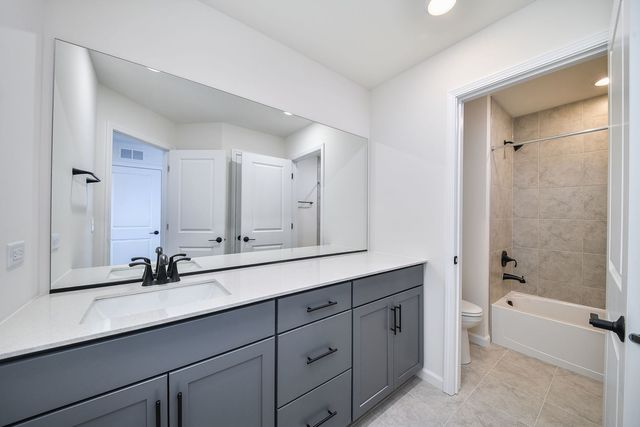 6263 Lafond Circle, Lisle, IL 60532