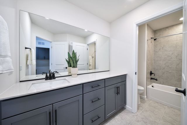 6263 Lafond Circle, Lisle, IL 60532