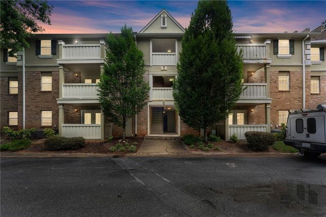 6900 Roswell Road Q17, Sandy Springs, GA 30328