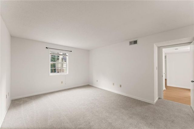 6900 Roswell Road Q17, Sandy Springs, GA 30328