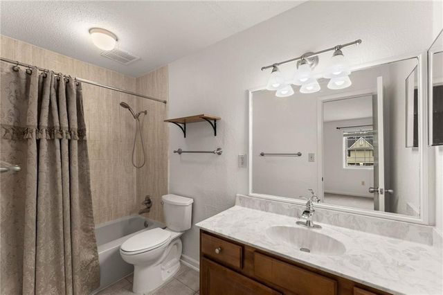 6900 Roswell Road Q17, Sandy Springs, GA 30328