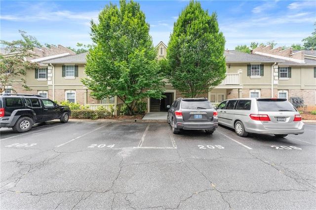 6900 Roswell Road Q17, Sandy Springs, GA 30328