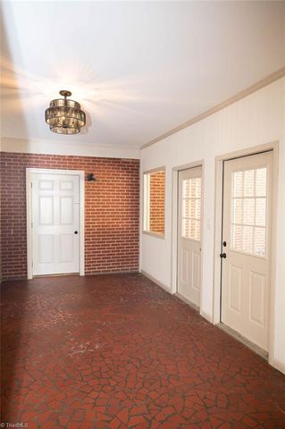 1006 F Street, North Wilkesboro, NC 28659