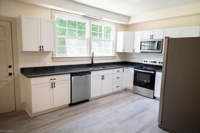 1006 F Street, North Wilkesboro, NC 28659