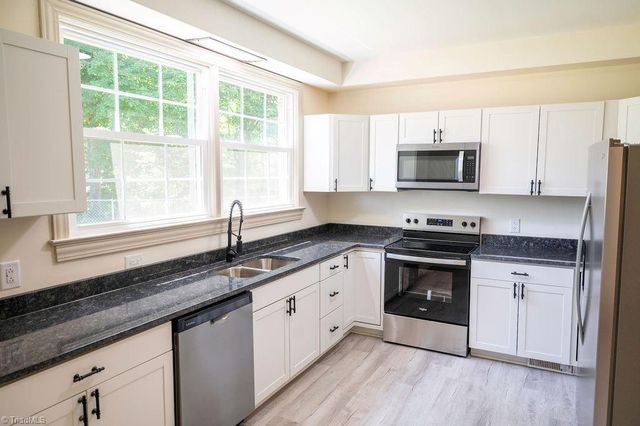 1006 F Street, North Wilkesboro, NC 28659
