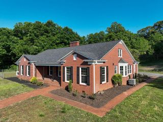 1006 F Street, North Wilkesboro, NC 28659