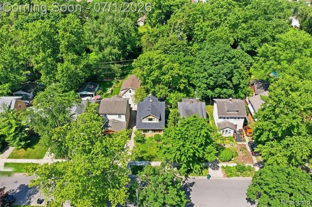 715 Laprairie Street, Ferndale, MI 48220