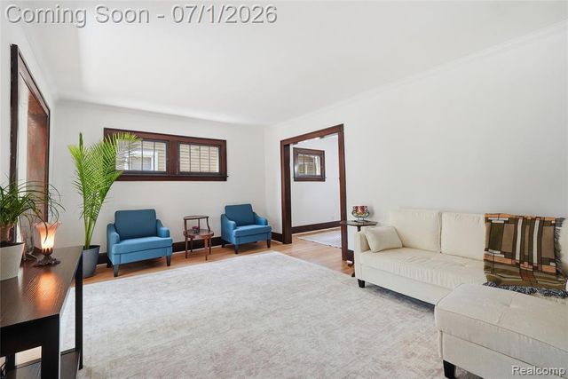 715 Laprairie Street, Ferndale, MI 48220
