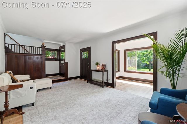 715 Laprairie Street, Ferndale, MI 48220