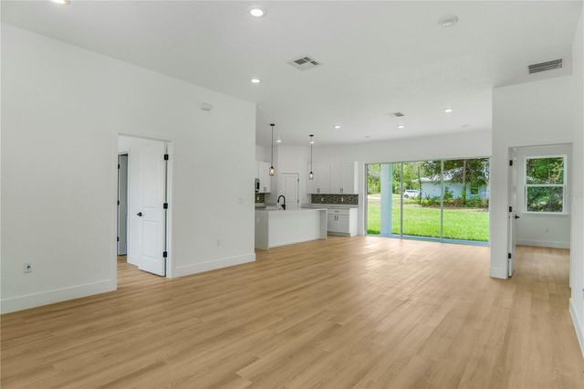 8383 N IBSEN DRIVE, Dunnellon, FL 34433