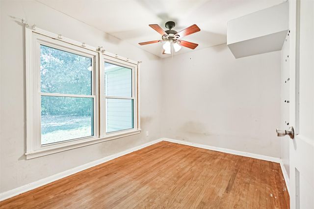 1007 Plum Street, La Marque, TX 77568