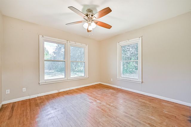 1007 Plum Street, La Marque, TX 77568