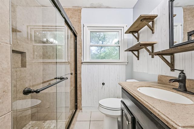 1007 Plum Street, La Marque, TX 77568