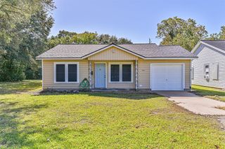 1007 Plum Street, La Marque, TX 77568