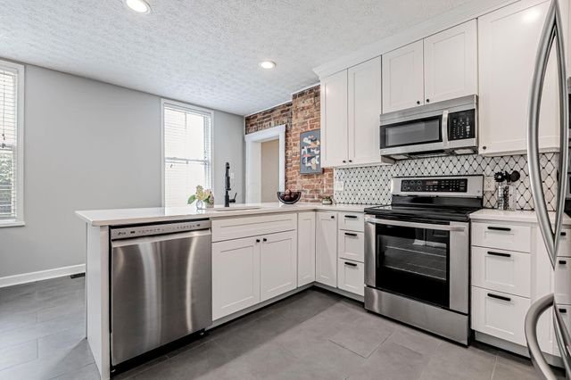 646 S Pearl Street, Columbus, OH 43206