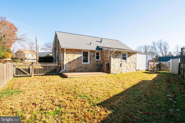 6924 KENFIG DR, Falls Church, VA 22042