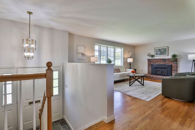 84 Converse St, Stoneham, MA 02180