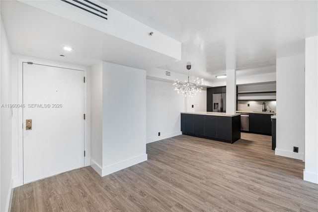 4000 Towerside Ter 1509, Miami, FL 33138