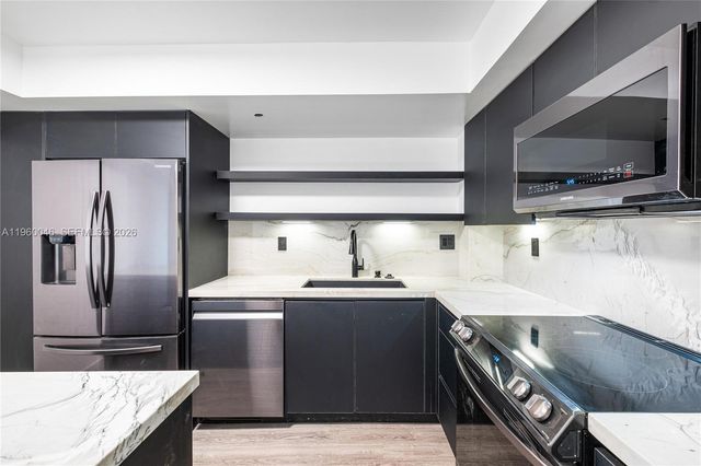 4000 Towerside Ter 1509, Miami, FL 33138