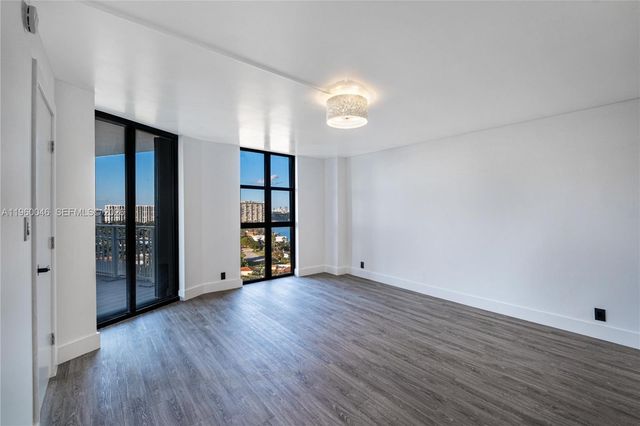 4000 Towerside Ter 1509, Miami, FL 33138