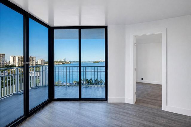 4000 Towerside Ter 1509, Miami, FL 33138
