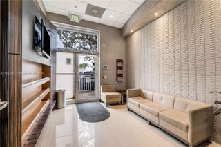 7620 NW 25th St, Miami, FL 33122