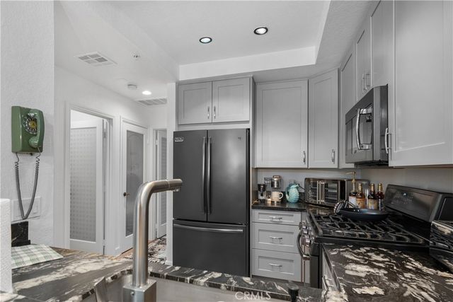 2601 S Broadmoor, Palm Springs, CA 92264