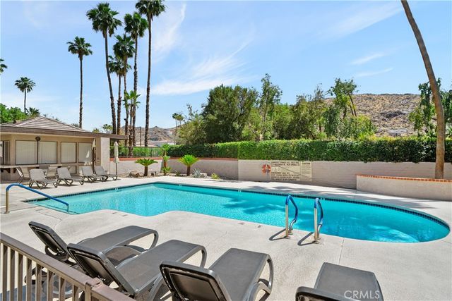2601 S Broadmoor, Palm Springs, CA 92264