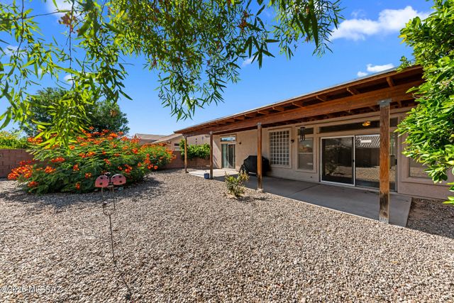 1781 W Eagle Crest Place, Tucson, AZ 85737